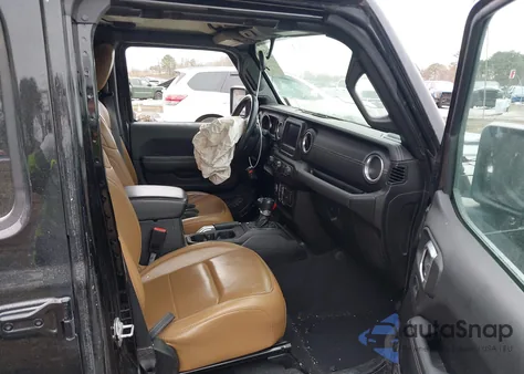 2021 Jeep Wrangler Unlimited Sahara 4X4 z USA, uszkodzony, nr VIN 1C4HJXEN8MW548831